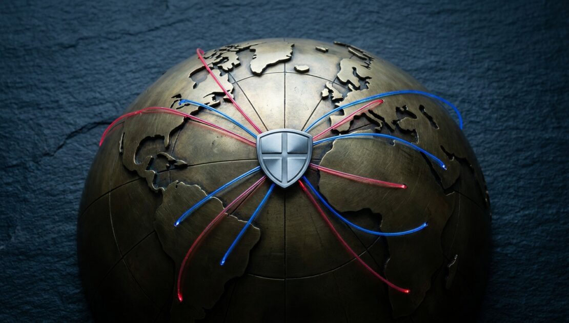 Globo com escudo de segurança e cabos conectando continentes, simbolizando cibersegurança e geopolítica
